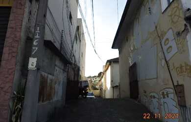 Imagem: A casa possui 2 Dormitórios, 1 Banheiro, 75m² de Área e