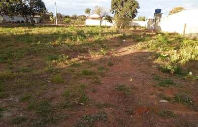 Imagem: O terreno possui 200m² de Área e está localizado em Parque