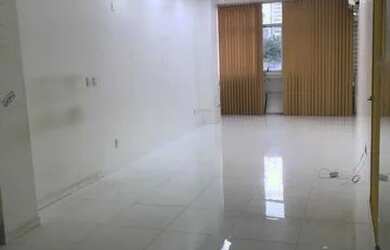 Imagem: O depósito possui 1 Vaga na garagem, 35m² de Área e está