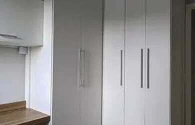 Imagem: O apartamento possui 2 Dormitórios, 1 Banheiro, 2 Vagas na