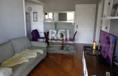 Imagem: O apartamento possui 1 Dormitório, 1 Banheiro, 1 Vaga na garagem