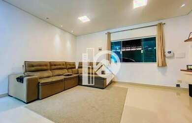 Imagem: A casa possui 2 Dormitórios, 3 Banheiros, 3 Vagas na garagem