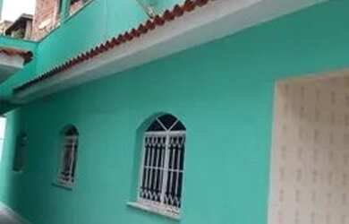 Imagem: A casa possui 3 Dormitórios, 3 Banheiros, 3 Vagas na garagem