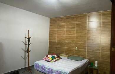 Imagem 14: Casa 2/4 com galpão. Churrasqueira, Varanda, 360m² de Áreae5 Vagas...