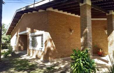 Imagem: A casa em condomínio possui 3 Dormitórios, 4 Banheiros, 1