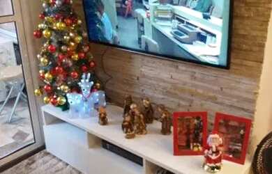 Imagem: O apartamento possui 2 Dormitórios, 1 Banheiro, 1 Vaga na garagem