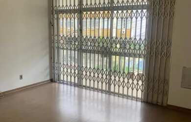 Imagem 3: Casa na 25 de Agosto. Piscina, Churrasqueira, Varandae2 Vagas na garagem