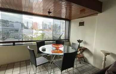 Imagem: O apartamento possui 4 Dormitórios, 3 Banheiros, 2 Vagas na