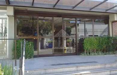 Imagem: O depósito possui 5 Vagas na garagem e 2137m² de Área e está