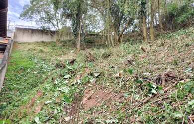 Imagem: O terreno possui 473m² de Área e está localizado em Terras