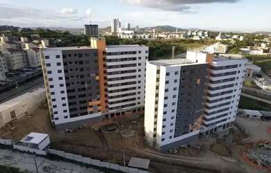 Imagem: O apartamento possui 3 Dormitórios, 1 Banheiro, 1 Vaga na garagem