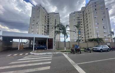 Imagem: O apartamento para alugar possui 3 Dormitórios, 2 Banheiros