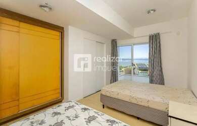 Imagem 9: Casa com 4 dormitórios no bairro João Paulo