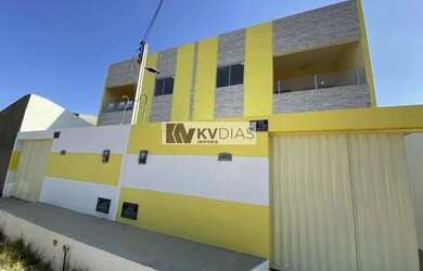 Imagem: A casa possui 3 Dormitórios, 2 Banheiros, 1 Vaga na garagem