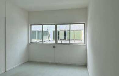 Imagem 2: Sala no Barra Center, 25m² - ACEITO TROCAA