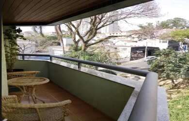 Imagem: O apartamento possui 3 Dormitórios, 4 Banheiros, 2 Vagas na