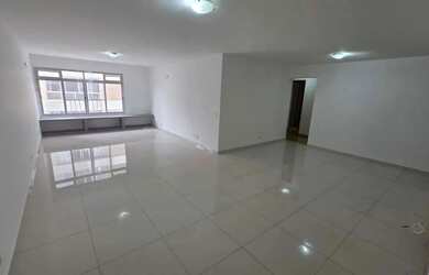 Imagem: O apartamento possui 4 Dormitórios, 4 Banheiros, 1 Vaga na