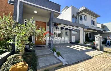 Imagem: A casa em condomínio possui 3 Dormitórios, 2 Banheiros, 2