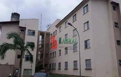 Imagem: O apartamento possui 2 Dormitórios, 1 Banheiro, 1 Vaga na garagem