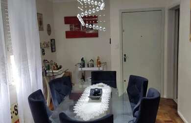 Imagem: O apartamento possui 3 Dormitórios, 1 Banheiro, 1 Vaga na garagem