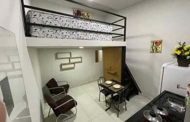 Imagem: A kitnet possui 1 Dormitório, 1 Banheiro, 1 Vaga na garagem