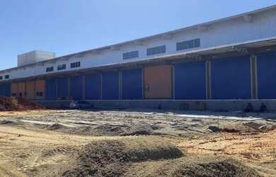 Imagem: O depósito possui 5 Vagas na garagem, 6.235m² de Área e