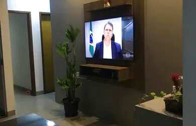 Imagem: A casa possui 2 Dormitórios, 1 Banheiro, 4 Vagas na garagem