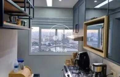 Imagem: O apartamento possui 2 Dormitórios, 2 Banheiros, 2 Vagas na