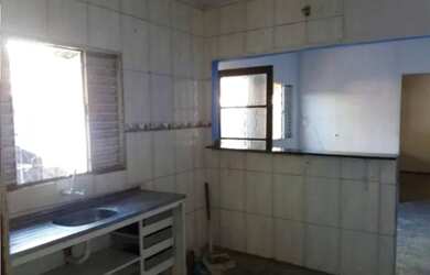 Imagem 4: VENDO EXCELENTE CASA. 55m² de Área, 1 Banheiroe2 Dormitórios