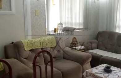 Imagem: O apartamento possui 2 Dormitórios, 2 Banheiros, 2 Vagas na