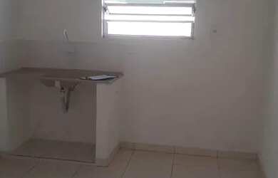 Imagem: A casa possui 1 Dormitório, 1 Banheiro, 50m² de Área e está