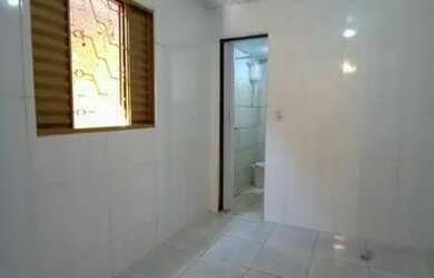 Imagem 3: Kitnet ,Jayara ,Anápolis(550livre)incluso água e energia para uma pessoa