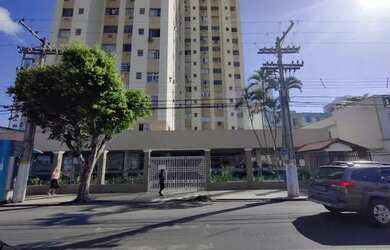 Imagem: O apartamento possui 2 Dormitórios, 1 Banheiro, 2 Vagas na