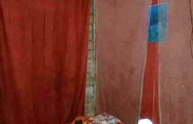 Imagem 2: Casa. 1 Banheiroe1 Dormitório