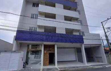 Imagem: O apartamento possui 3 Dormitórios, 1 Banheiro, 1 Vaga na garagem