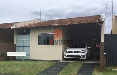 Imagem: A casa em condomínio possui 2 Dormitórios, 1 Banheiro, 2 Vagas