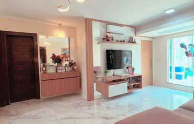 Imagem: A casa em condomínio possui 4 Dormitórios, 2 Banheiros, 2