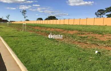 Imagem 1: Terreno no Condomínio Alphaville I disponível para venda em Uberlândia MG