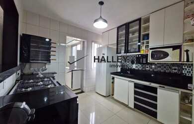 Imagem: O apartamento possui 3 Dormitórios, 2 Banheiros, 2 Vagas na