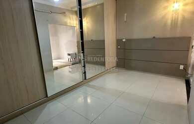 Imagem 8: Casa com churrasqueira e forno à lenha no SetSul