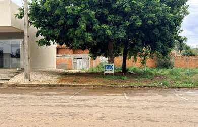 Imagem: O terreno possui 144m² de Área e está localizado em Plano