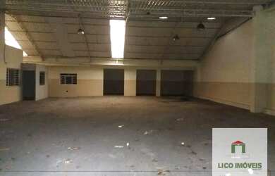 Imagem: O depósito possui 1.195m² de Área e está localizado em