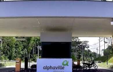 Imagem: O terreno possui 360m² de Área e está localizado em Aleixo