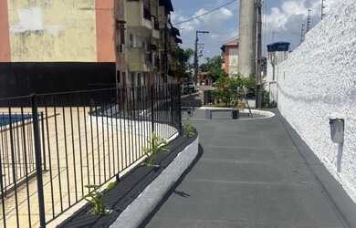 Imagem: A casa possui 2 Dormitórios, 1 Banheiro, 1 Vaga na garagem