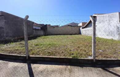 Imagem: O terreno possui 375m² de Área, Imóvel novo e está localizado