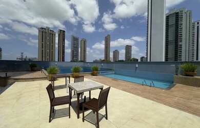 Imagem: O apartamento possui 3 Dormitórios, 5 Banheiros, 2 Vagas na