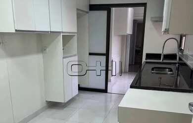 Imagem: O apartamento possui 4 Dormitórios, 4 Banheiros, 3 Vagas na