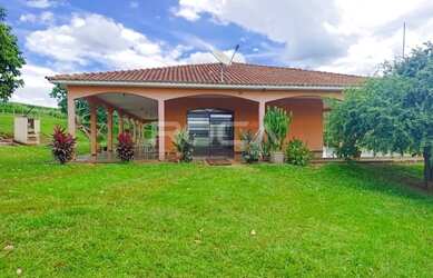 Imagem: A fazenda possui 48.400m² de Área, Imóvel novo e está localizado