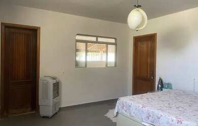 Imagem 11: Casa 2/4 com galpão. Churrasqueira, Varanda, 360m² de Áreae5 Vagas...