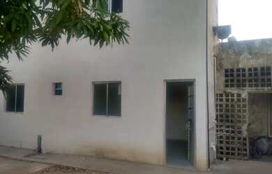 Imagem: A casa possui 1 Dormitório, 1 Banheiro, 27m² de Área e está